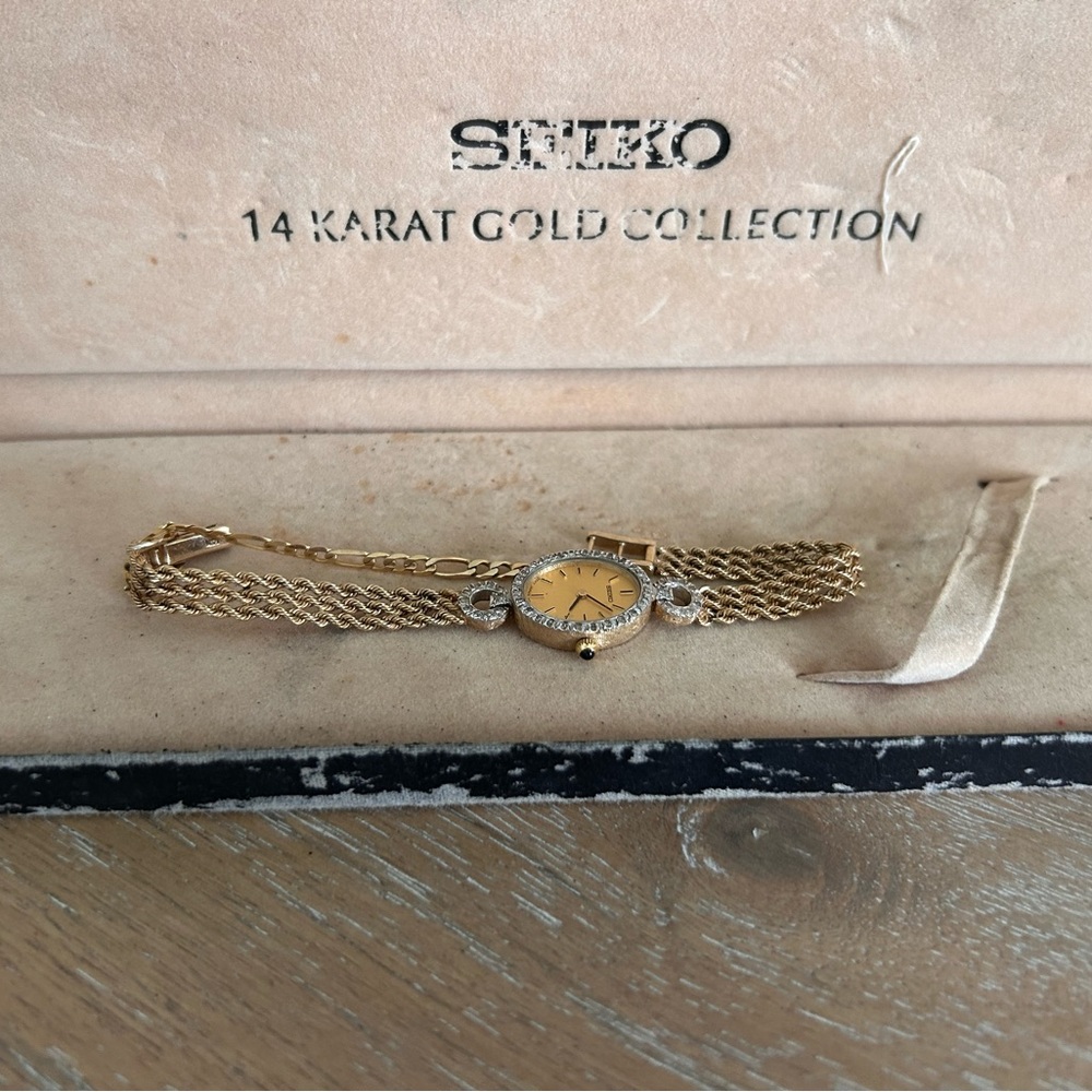 Seiko 14K Gold Elegant Vintage watch